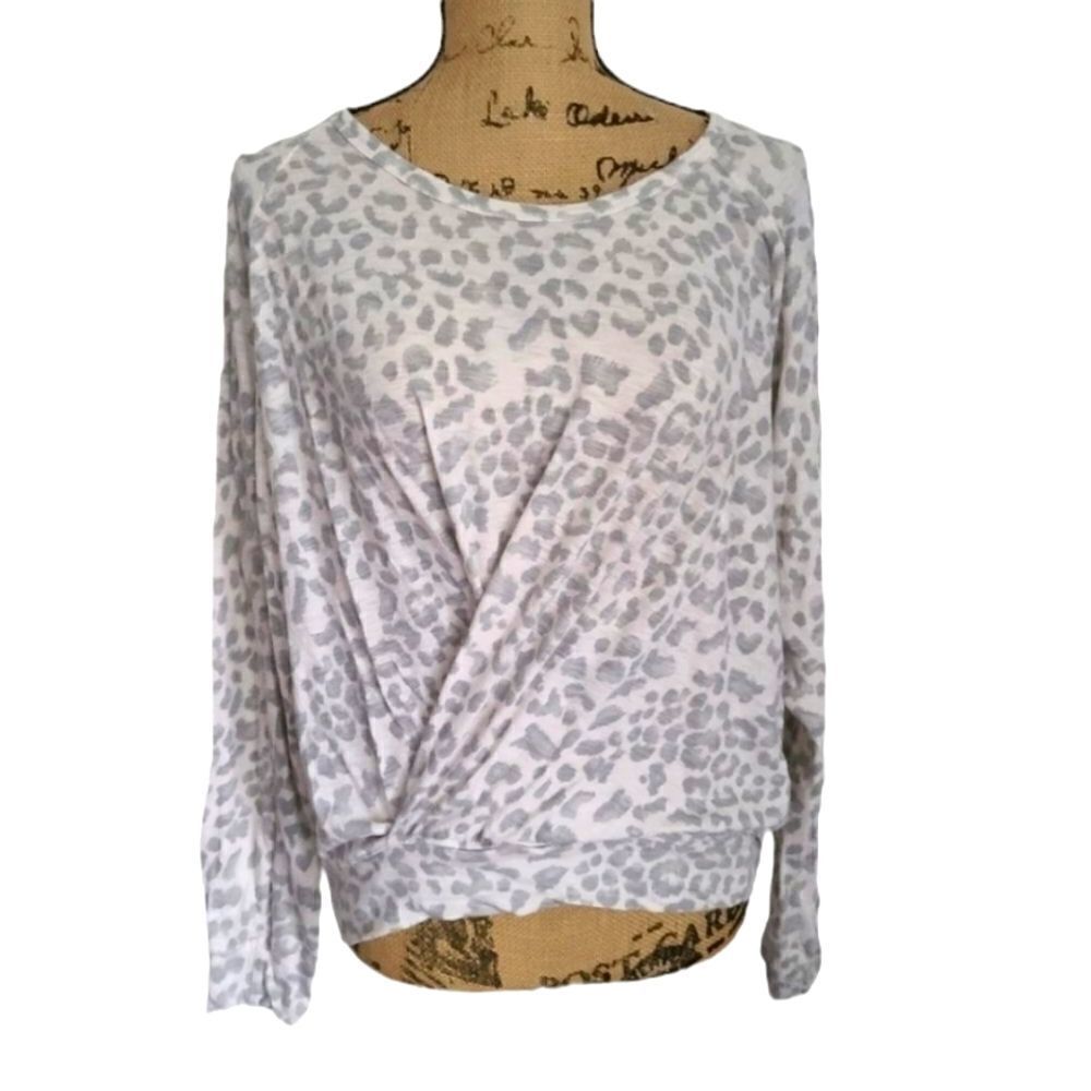 Sundry Grey Leopard Cozy Long Sleeve Top